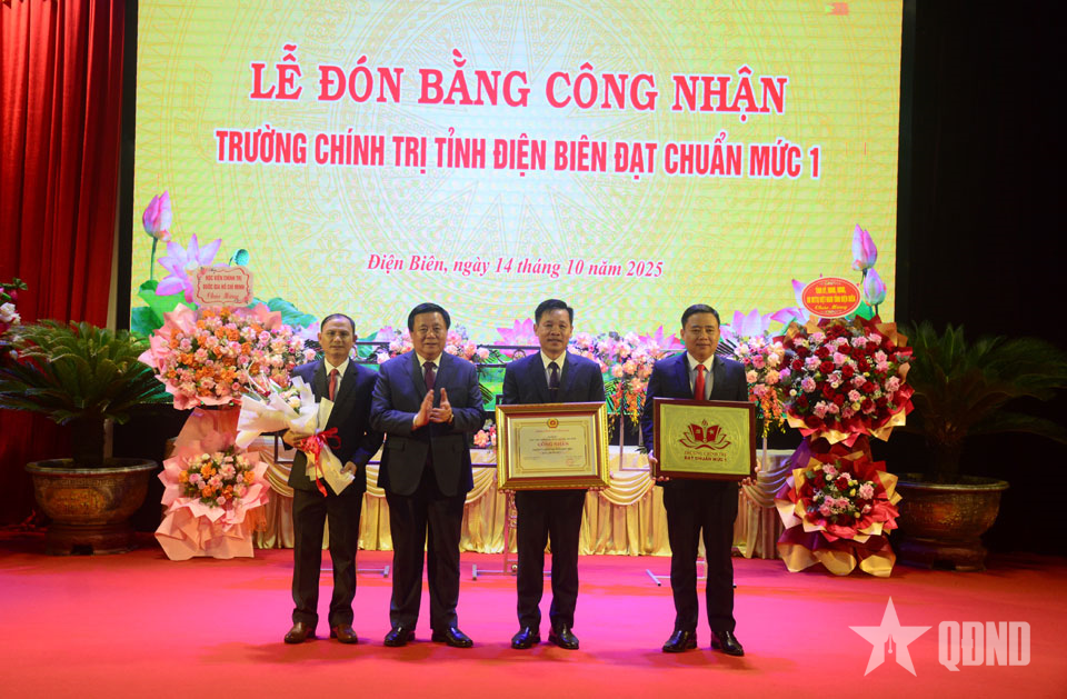 Trường Chính trị tỉnh Điện Biên được công nhận đạt chuẩn mức 1